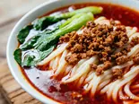 冷やし担々麵（薬膳火鍋 眞巴石）