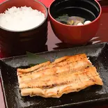 白焼定食 鶴 (半身) 肝吸い付(鰻 北白川)