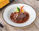 黒毛和牛ホホ肉の赤ワイン煮込み（紫山）