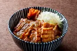 豚バラタレ焼肉どんぶり（どんぶり 神宮軒 西新店）