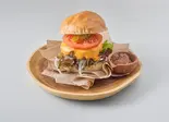 神明バーガー（「神明Bugar」シンメイカフェアンドキッチン）