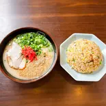白博多ラーメン+チャーハン(大)(博多ラーメン長浜や元住吉店)