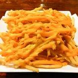山盛りフライドポテトチェダーチーズかけ（馬ゐ家）