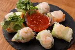 【ヘルシー】海老とたっぷり野菜の生春巻き Fresh spring rolls（THAIND(タインド)|ガパオ・タイ料理＆本格インドカレー）