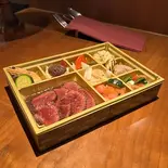 【デリバリー限定】前菜8種と茨城県産牛ヒレ肉の炭火焼のセット（Braceria・S (ブラチェリア・エス)）