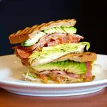 ABLTサンド ABLT Sandwich（ゴールデンブラウン表参道店）
