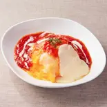 チーズ&濃厚トマトソースオムライス Cheese & tomato sauce omelette rice(Hub&Spice Garden Lavino)