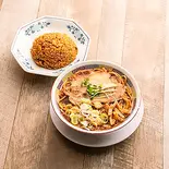 サバ醤油そば+半やきめし（元祖 吉田商店）