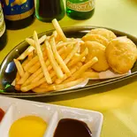 家飲み・パーティに最適♪ポテナゲ(精肉店直送!ステーキ丼・コロッケ・カレーのお店 へそ)