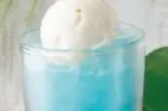 ブルーハワイバニラアイス Blue Hawaii with Banira Ice Cream（コピ・ルアク珈琲）