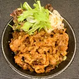 焼肉丼(韓国料理 情)