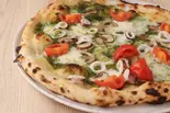ヤリイカとマッシュルームのジェノベーゼピッツア（PIZZA PAZZA）