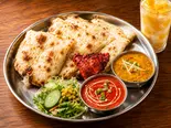 チーズナンセット Cheese Naan Set（インド料理 ハリパリワール西天満店）