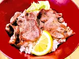 特製しおだれ!牛タン丼(餃子工房ちびすけ 梅田総本店)