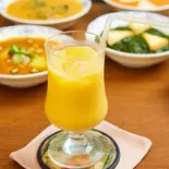 マンゴーラッシー Mango Lassi(野菜を食べる自然派カレー ミラン・ナタラジ 渋谷店)