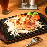 鶏モモ肉ステーキ (400g)（ハラペコステーキ 新宿本店）