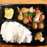 肉団子甘酢炒め弁当（中国家庭料理 佳成）