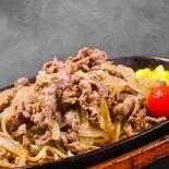 当店名物 ヤミツキ鉄板牛肉パスタ ライス付き（グリルハンター五反田店）