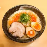 半熟卵背脂とんこつラーメン（ラーメン工房はっぴ）