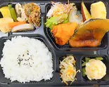 焼き魚弁当（佳肴の厨）