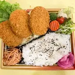 ちょいコロ弁当(コロッケ)（てんこもり弁当湊川店）