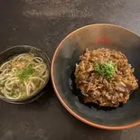 和牛丼+和牛麺（黒毛和牛丼ぶり専門店 和牛丼 弥勒みろく）