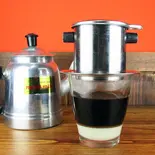 練乳入りベトナムアイスコーヒー Cà phê sữa đá(ジューシー バインミー)