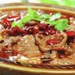 牛肉の四川風煮込み (水煮牛肉)(広東料理 港味)