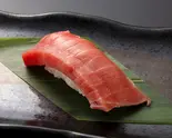 「石司」の天然本まぐろ中とろ Wild Bluefin Fatty Tuna(東京寿司 ITAMAE SUSHI 愛宕店 Tokyo Sushi Itamae Sushi Atago)
