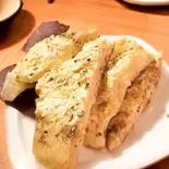 ガッリクチーズナン（インド・ネパール＆アジアンダイニングバー カナピナ）