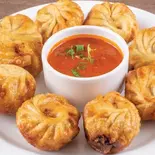 フライドモモ Fried momo（SAKURA EVEREST）