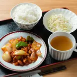 酢豚定食（中華の台所 紅味）