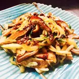 キュウリと豚耳とニンニクの辛口和え物（中華料理 木子亭）