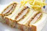 カツサンド（エビフライが自慢の洋食屋 レストランクーポール 砧店）