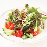 サグサラダ Saag Salad (Vegan)(野菜を食べる自然派カレー ミラン・ナタラジ 渋谷店)