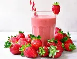 ストロベリーラッシー【Strawberry Lassi】(Guras 豊洲店)