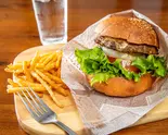 濃厚チェダーチーズバーガー(単品)（バーガーステーションCampus）