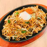 焼きそば大盛スタミナ温泉玉入（想夫恋 博多駅前店）