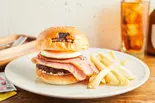 ベーコンエッグバーガー（Wagyu to Worldwide）