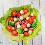 フレッシュモッツァレラとトマトのサラダ(Tokyo Salada Style)