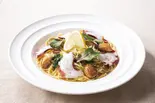 真タコと揚げにんにくのペペロンチーノ（タパス＆タパス 用賀店）