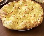 CHEESE GARLIC NAANチーズガーリックナン（ナマステ朝霞）