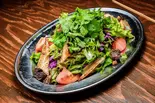 パクチーたっぷり煮ジルサラダ（揚げ餃子専門店 PARIPARI 学芸大学本店）