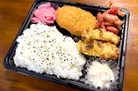 ● わんぱくオジ弁当 (コロッケ1 赤ウィンナー天3 ちくわ天4)(【大盛ご飯300g無料】のり弁大好き わんぱく弁当)