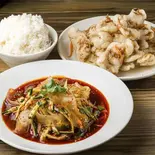 セット1 東北锅包肉(東北酢豚)+黄瓜拉皮(きゅうりと板春雨の和え物)+米飯(ライス)（中華料理 阿里香）