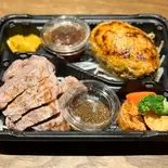 ハンバーグ200g×牛ロースステーキ200g(おかずのみ)（手仕事ハンバーグ ぎゅう丸 春吉店）
