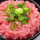 ネギトロ丼（【1キロ弁当！！】地鶏マニア 東久留米）