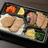 和牛・3種盛り弁当(焼肉酒家 李苑)