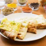 アルプラタナン Aloo Paratha Nan（バルサ東千葉）