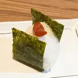 梅おにぎり 2個(海鮮丼、焼き鳥、唐揚げ専門店 大越)